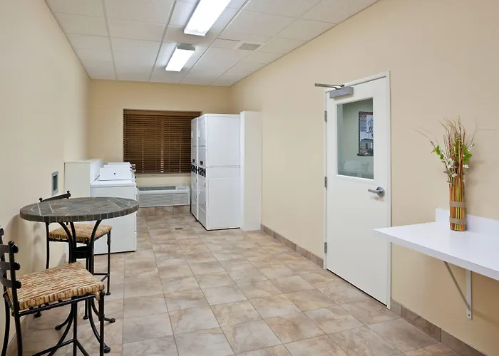 Candlewood Suites Portland Airport By Ihg